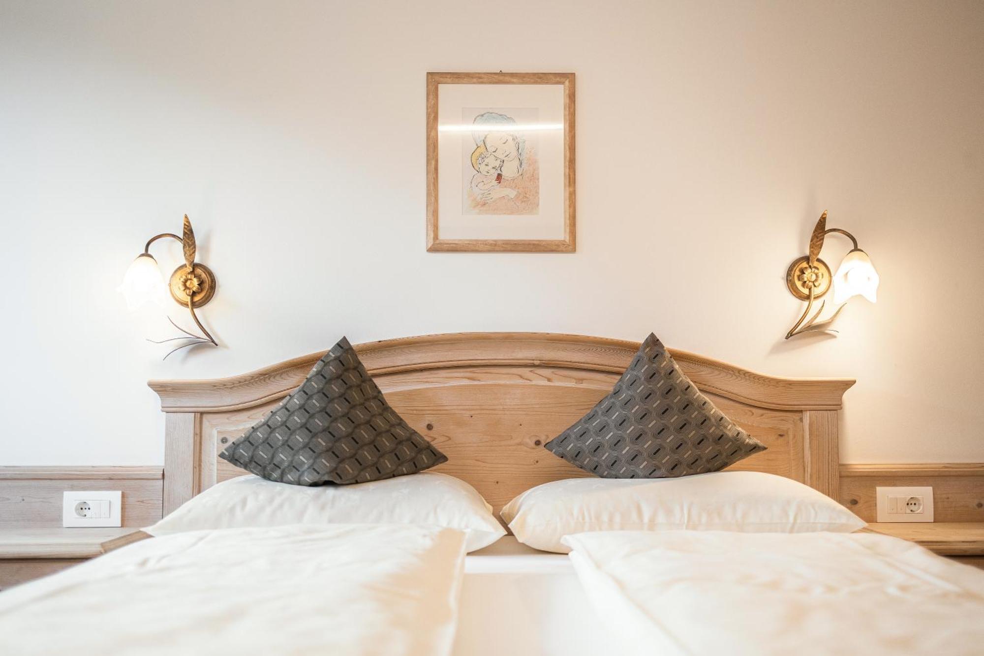 Hotel La Pineta Selva di Val Gardena Room photo