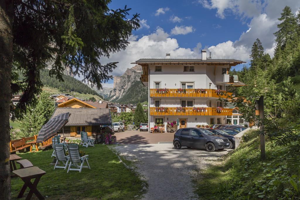 Hotel La Pineta Selva di Val Gardena Exterior photo